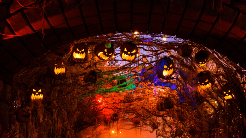 jack o lantern tunnel